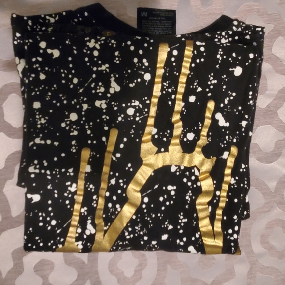 Graphic Tee - Picture 2 of 2